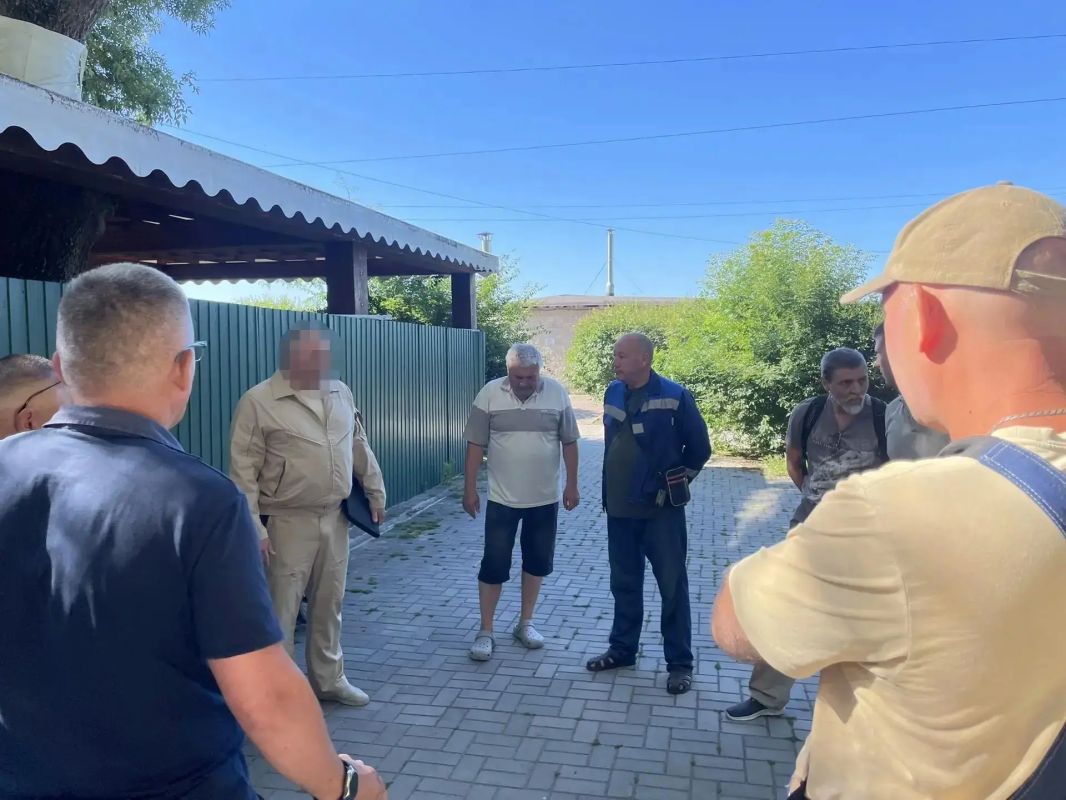 «БАРС-Херсон»: беседы с трудовыми коллективами Скадовска «БАРС-Херсон»: беседы с трудовыми коллективами Скадовска