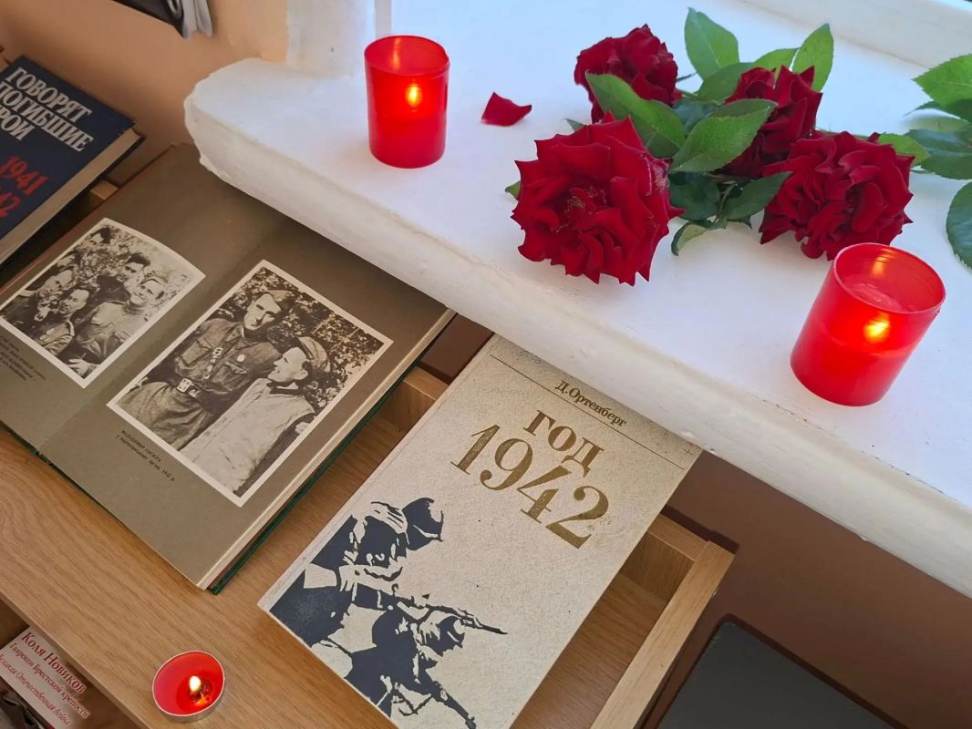 «Свеча памяти»: книжная выставка ко Дню памяти и скорби открылась в филиале № 4 Культурнодосугового центра «Свеча памяти»: книжная выставка ко Дню памяти и скорби открылась в филиале № 4 Культурнодосугового центра