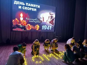 Сотрудники учреждений культуры Каланчакского округа присоединились к Общероссийской минуте молчания в День памяти и скорби