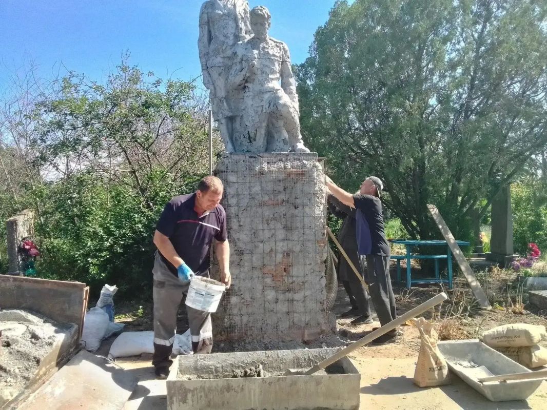 ДЕНЬ ПАМЯТИ И СКОРБИ: ЗАБОТА О ПАМЯТИ ПОКОЛЕНИЙ ДЕНЬ ПАМЯТИ И СКОРБИ: ЗАБОТА О ПАМЯТИ ПОКОЛЕНИЙ