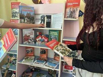 В Скадовской детской библиотеке зажгли свечи в память о героях
