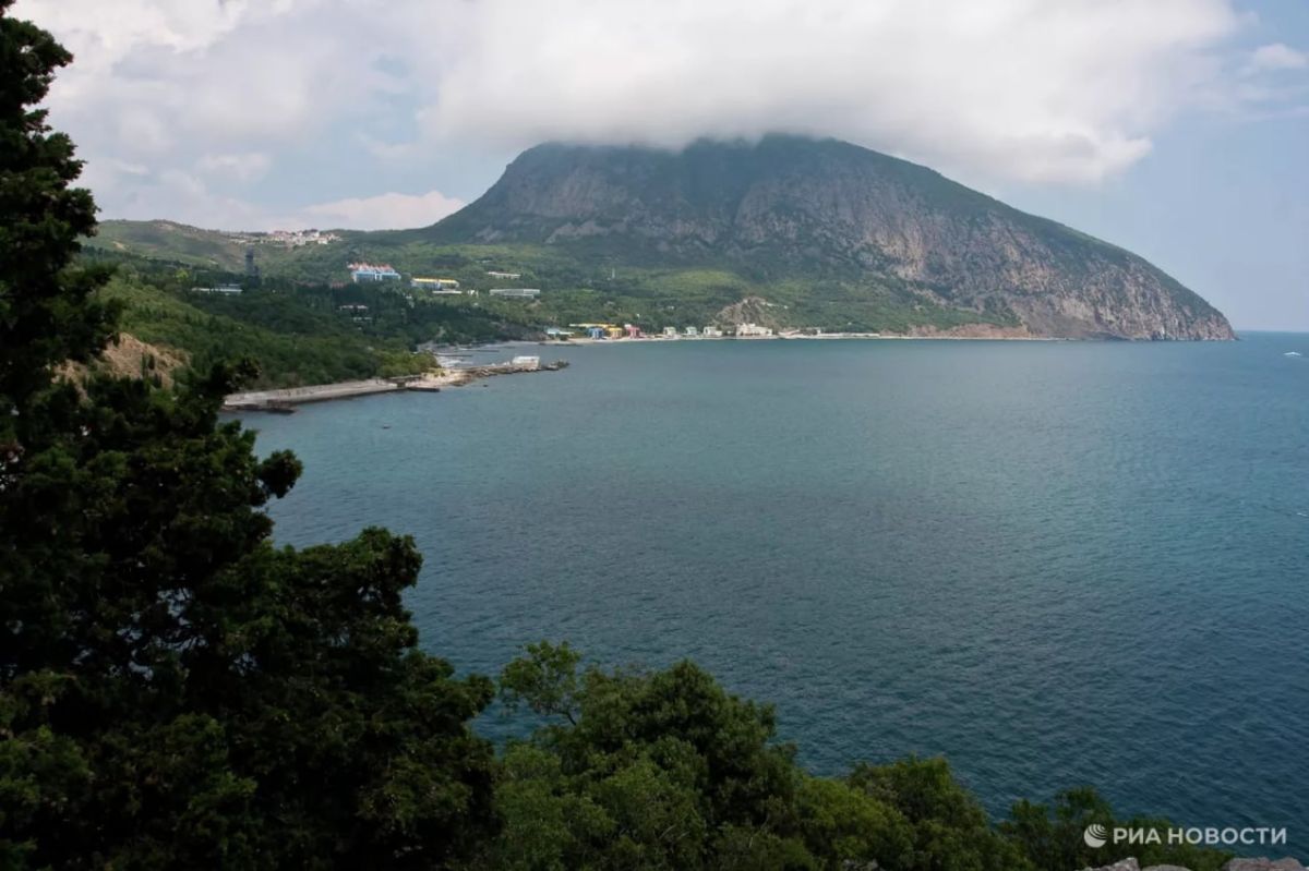 Летние лагеря в Крыму приостановили прием детей, сообщил глава региона Сергей Аксенов