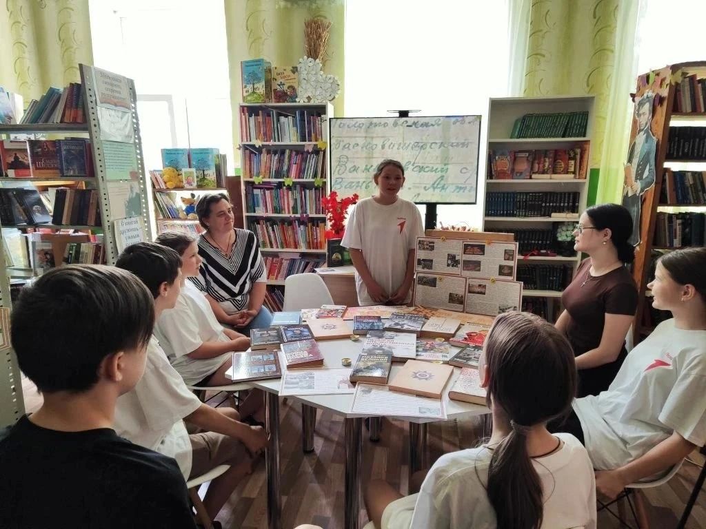 В селе Ровное прошел конкурс чтецов «Память, которой не будет забвенья» В селе Ровное прошел конкурс чтецов «Память, которой не будет забвенья»