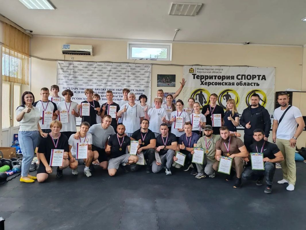 Спорт и память: в Скадовске прошла акция, посвящённая 85-летию начала Великой Отечественной войны 21 июня, накануне Дня памяти и скорби, в Центре развития гребного спорта «Энергия» в Скадовске состоялась масштабная... Спорт и память: в Скадовске прошла акция, посвящённая 85-летию начала Великой Отечественной войны 21 июня, накануне Дня памяти и скорби, в Центре развития гребного спорта «Энергия» в Скадовске состоялась масштабная...