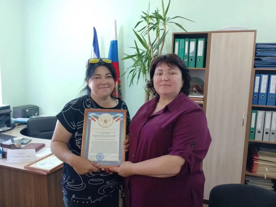 Начальник Тавричанского территориального отдела Оксана Довбня провела личный приём граждан Начальник Тавричанского территориального отдела Оксана Довбня провела личный приём граждан