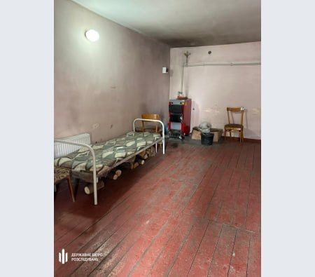 И еще Николаевщина..... В Николаевской области перед судом предстанут руководство и двое сотрудников одного из районных ТЦК и СП которых обвиняют в незаконном удержании и пытках мужчины И еще Николаевщина..... В Николаевской области перед судом предстанут руководство и двое сотрудников одного из районных ТЦК и СП которых обвиняют в незаконном удержании и пытках мужчины