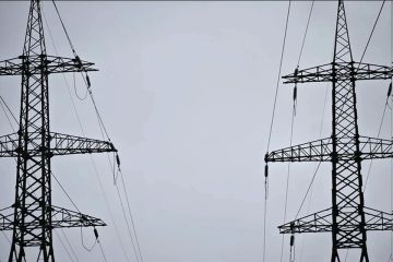 В четырех округах Херсонской области сохраняются перебои с электричеством