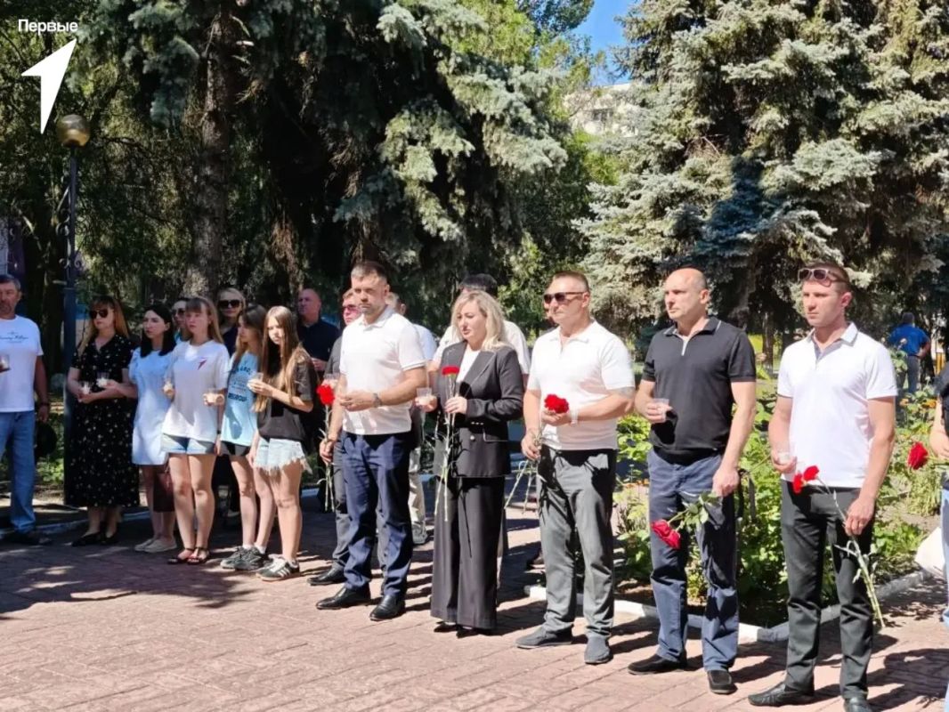 Первые Скадовского муниципального округа приняли участие в памятных мероприятиях ко Дню памяти и скорби Первые Скадовского муниципального округа приняли участие в памятных мероприятиях ко Дню памяти и скорби