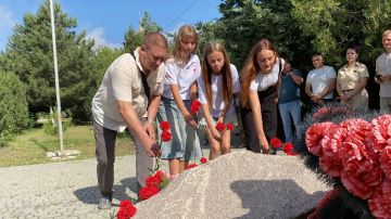 Владимир Сальдо: Сегодня в Херсонской области проходят памятные акции ко Дню ветеранов боевых действий
