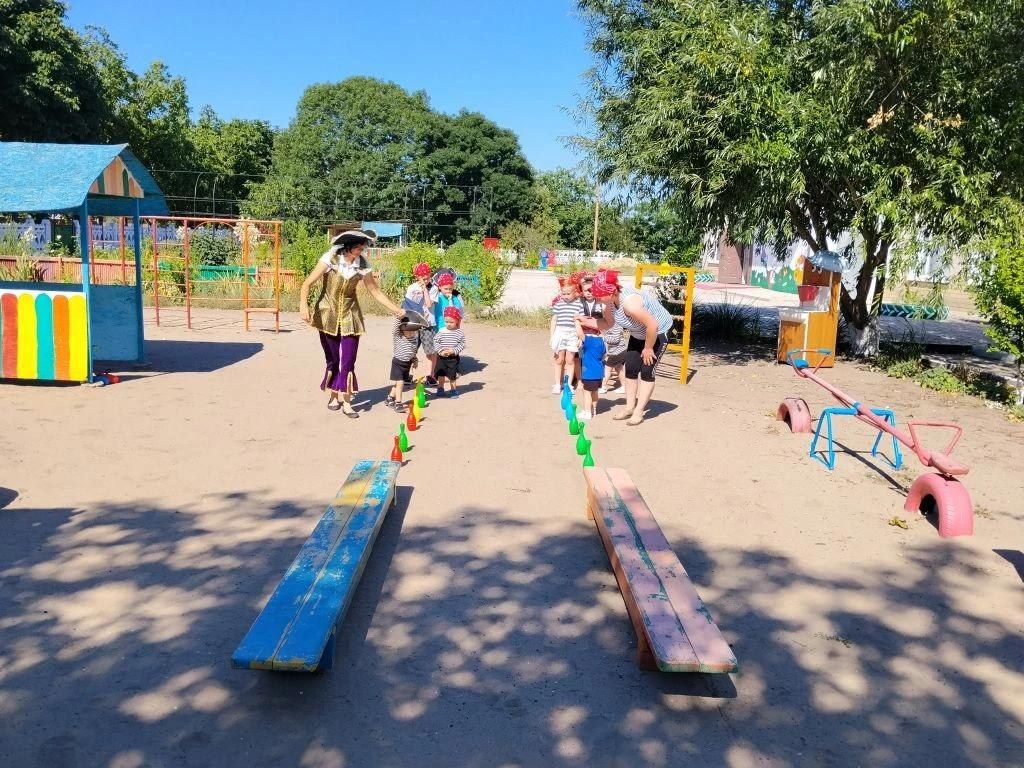 День пирата в Скадовском округе: поиск сокровищ, приключения и море смеха День пирата в Скадовском округе: поиск сокровищ, приключения и море смеха