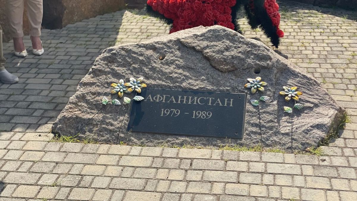 Владимир Сальдо: Сегодня в Херсонской области проходят памятные акции ко Дню ветеранов боевых действий Владимир Сальдо: Сегодня в Херсонской области проходят памятные акции ко Дню ветеранов боевых действий