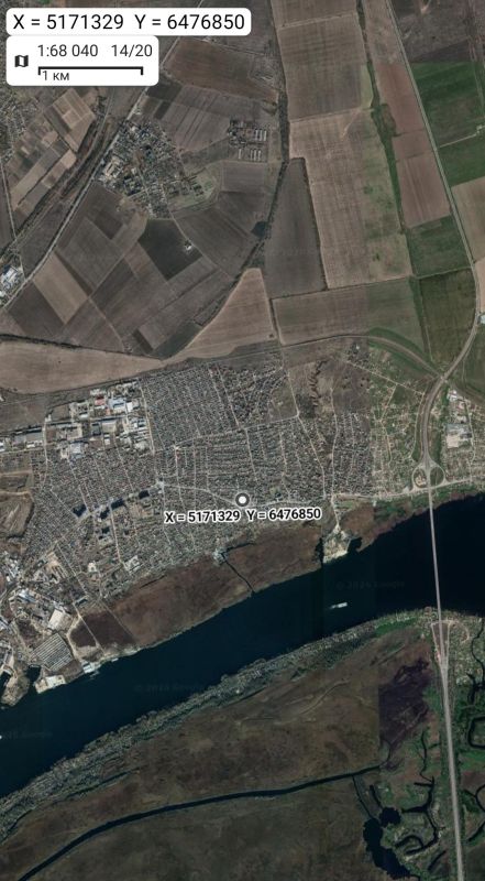 г. Херсон.. Лучшие из состава 18 ОА ГВ "Днепр" продолжают нести добро на оккупированные территории врагом. Только огонь и чугун очистит тот берег от хохлов. Пока погода расположена нужно сжечь всю береговую линию г. Херсон.. Лучшие из состава 18 ОА ГВ "Днепр" продолжают нести добро на оккупированные территории врагом. Только огонь и чугун очистит тот берег от хохлов. Пока погода расположена нужно сжечь всю береговую линию