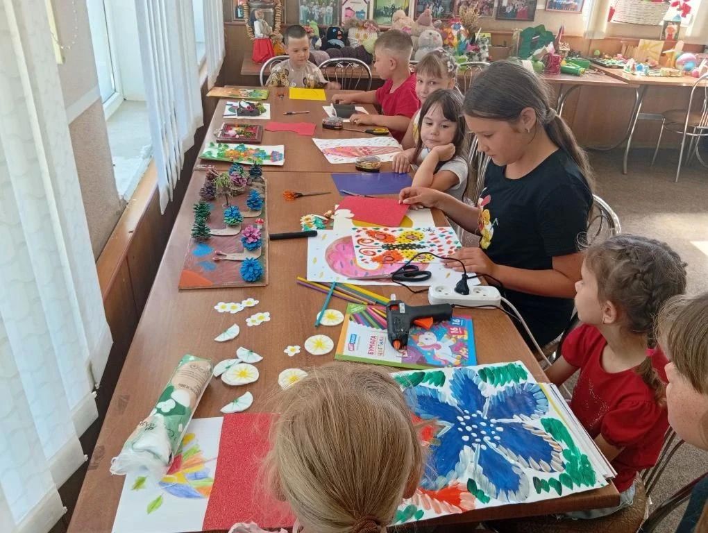 Лето глазами детей: волшебство творчества в Алексеевке