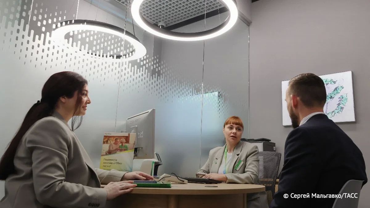Более 92% ипотек Сбера в ДНР, на Запорожье и Херсонщине выданы по льготным программам, сообщили ТАСС в пресс-службе Юго-Западного банка Сбербанка