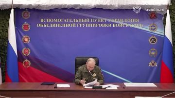 Полное видео совещания Владимира Путина с руководством Генштаба и командующими группировками войск