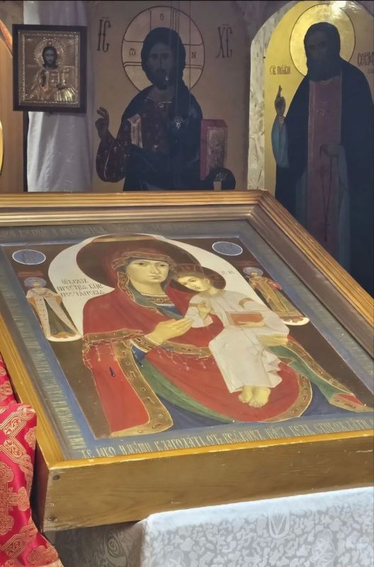 Походная икона Пресвятой Богородицы "Песчанская" возвращена после реставрации на Херсонское направление Походная икона Пресвятой Богородицы "Песчанская" возвращена после реставрации на Херсонское направление