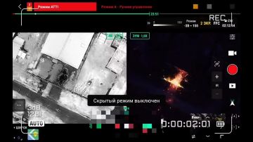 В Херсоне расчет БпЛА 18-й армии группировки войск "Днепр" нанес точечный удар по транспортному средству ВСУ