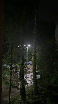 Ночь на территории России тоже была неспокойной