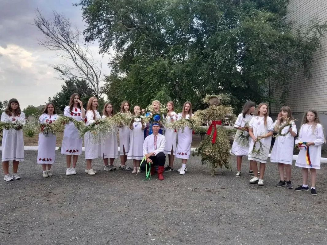 В Нижнесерогозском округе отметили праздник Ивана Купала В Нижнесерогозском округе отметили праздник Ивана Купала