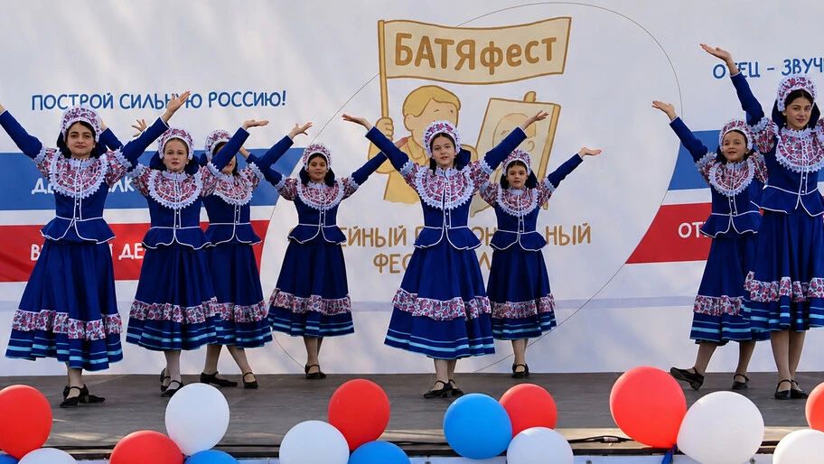 Танцоры из Чаплинки победили в отборочном туре всероссийского проекта «Единый код»