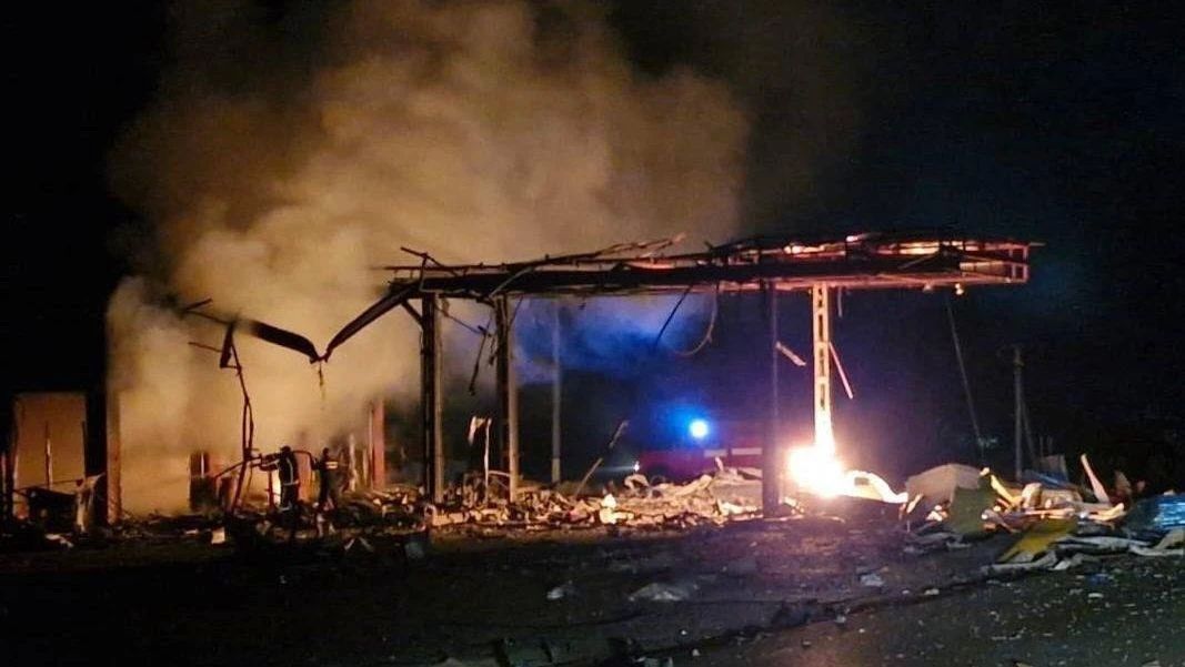Енот из Херсона: Пораженные ночью АЗС в Николаевской области Енот из Херсона: Пораженные ночью АЗС в Николаевской области