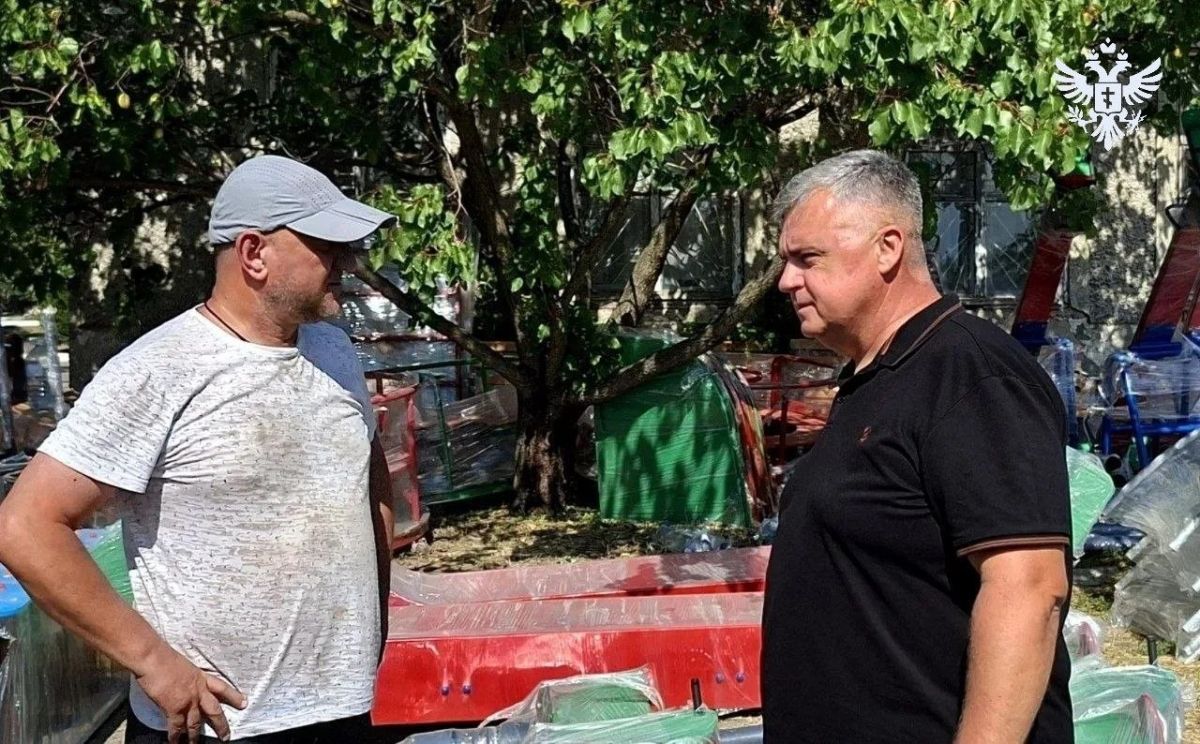 В Нижнесерогозском округе обустраивают шесть детско-спортивных площадок