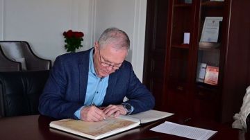 «Люди не должны страдать»: Владимир Сальдо потребовал немедленно погасить долги по зарплатам в Херсонской области