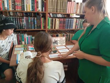 В День воинской славы России в Красноперекопской библиотеке прошел час мужества «В истории всегда — Полтавская битва» для детей и подростков о легендарном сражении 1709 года
