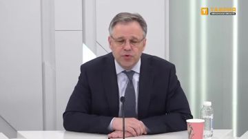Украина ведет террористическую войну, и эта информация должна быть доступна международному сообществу, отметил Родион Мирошник