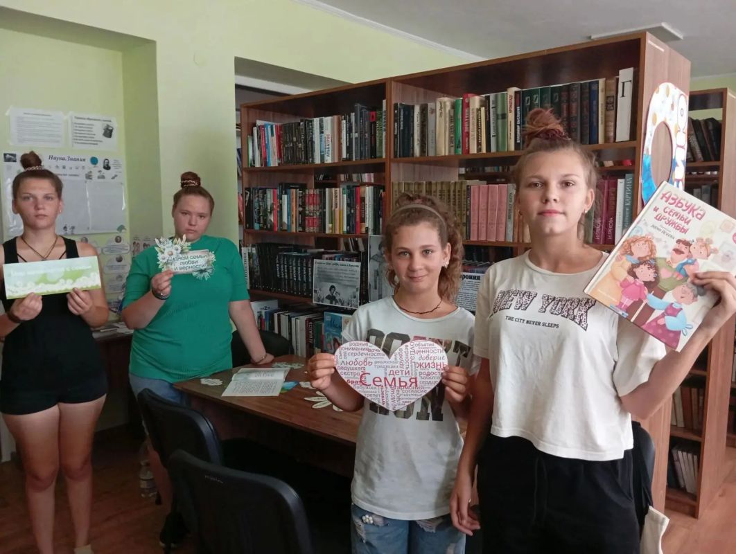На летних каникулах в библиотеках Красноперекопского территориального отдела проходят разнообразные мероприятия На летних каникулах в библиотеках Красноперекопского территориального отдела проходят разнообразные мероприятия