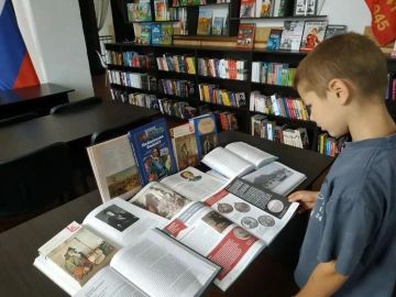 Победа под Полтавой. 9 июля, в 23 библиотеках нашего округа открылись книжные выставки «Полтавская баталия», а также для местных жителей прошли часы истории