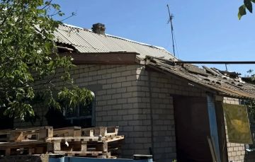 ВСУ атаковали дроном жилой дом в Константиновке в Горностаевском округе