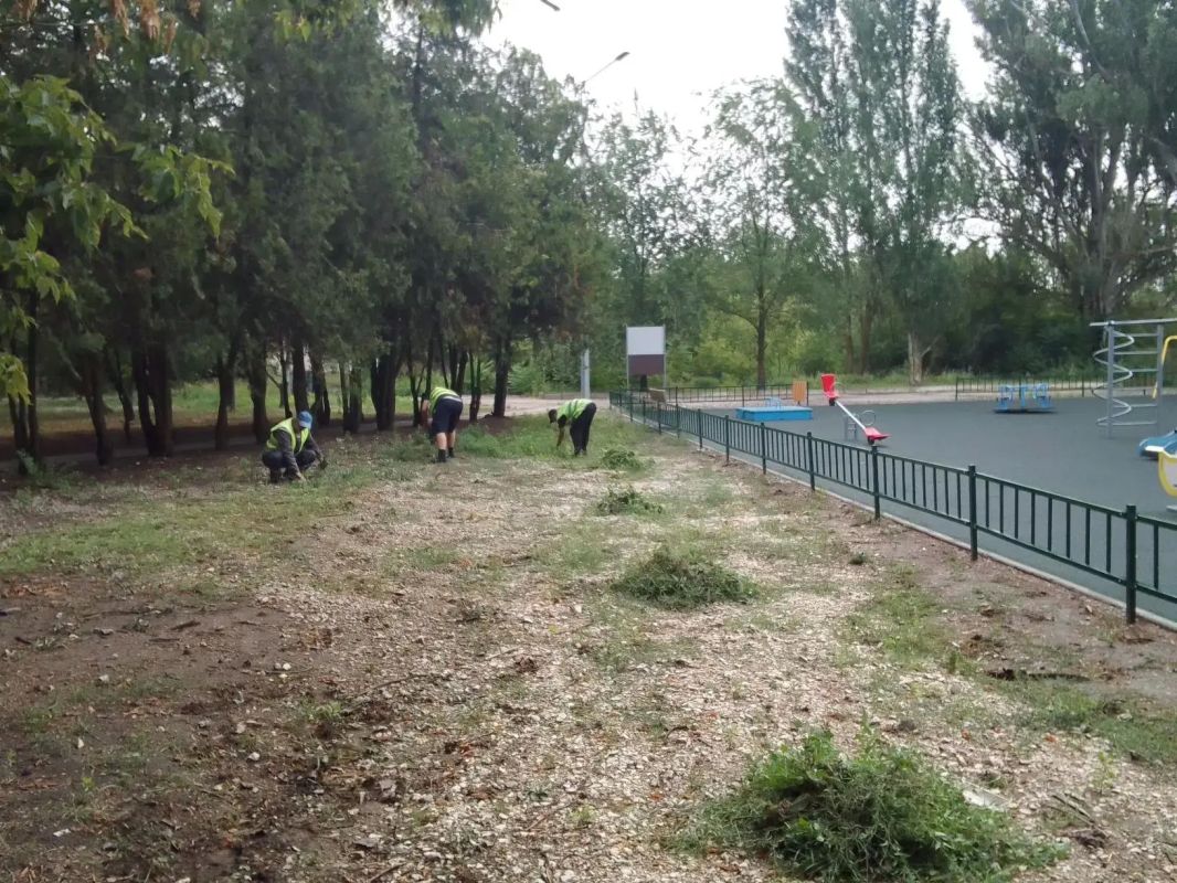 В парковой зоне села Красное проведены работы по благоустройству В парковой зоне села Красное проведены работы по благоустройству