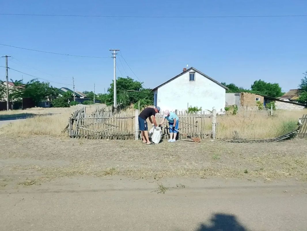 Владимир Оганесов: Впечатление о городе складывается из мелочей: ровный асфальт под ногами, чистая скамейка в парке, опрятная остановка Владимир Оганесов: Впечатление о городе складывается из мелочей: ровный асфальт под ногами, чистая скамейка в парке, опрятная остановка