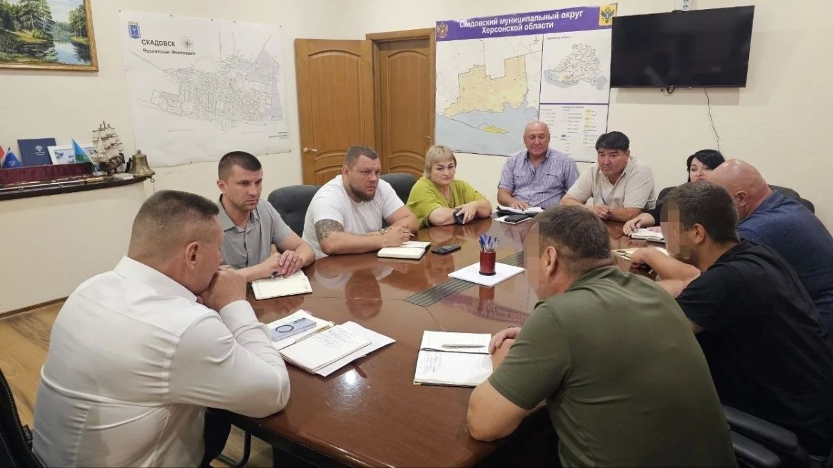 Рабочее совещание с начальниками территориальных управлений в администрации Скадовского округа Рабочее совещание с начальниками территориальных управлений в администрации Скадовского округа