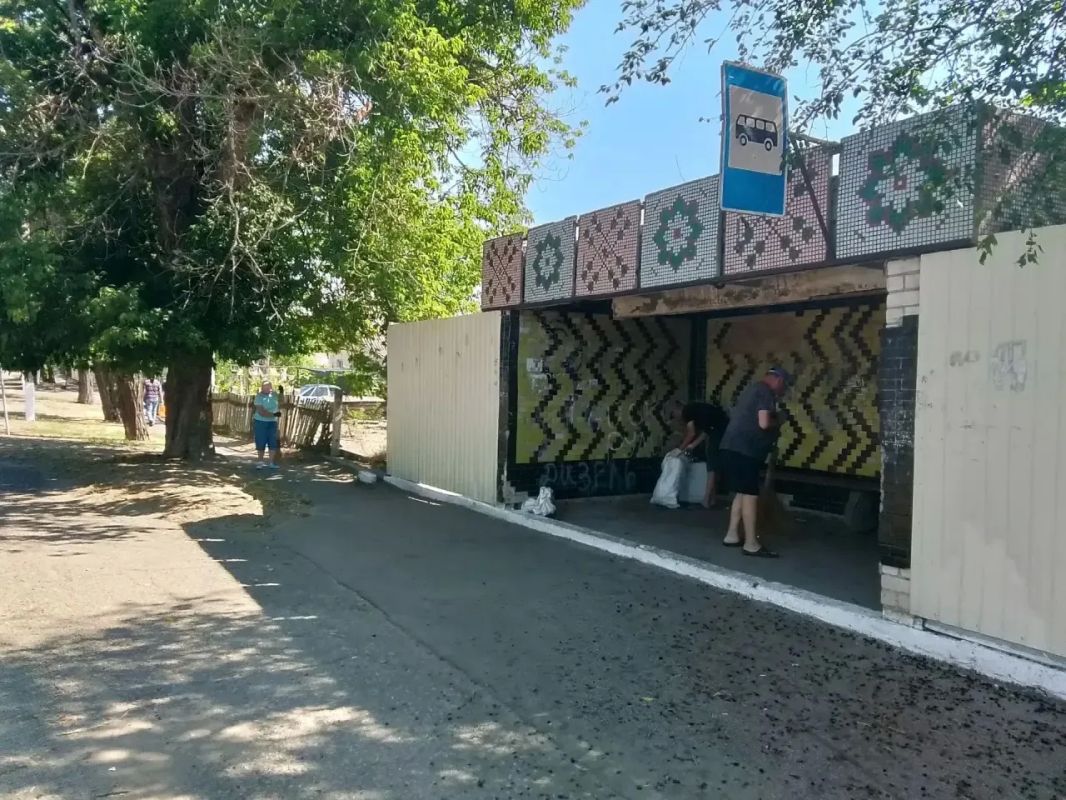 Владимир Оганесов: Впечатление о городе складывается из мелочей: ровный асфальт под ногами, чистая скамейка в парке, опрятная остановка Владимир Оганесов: Впечатление о городе складывается из мелочей: ровный асфальт под ногами, чистая скамейка в парке, опрятная остановка