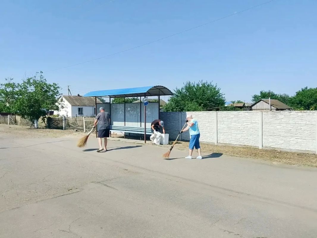 Владимир Оганесов: Впечатление о городе складывается из мелочей: ровный асфальт под ногами, чистая скамейка в парке, опрятная остановка Владимир Оганесов: Впечатление о городе складывается из мелочей: ровный асфальт под ногами, чистая скамейка в парке, опрятная остановка