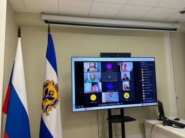 Министерство молодежной политики региона отметило активную молодежь Каховского округа