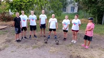 Сила и память: гиревая эстафета в селе Красном ко Дню Полтавской победы