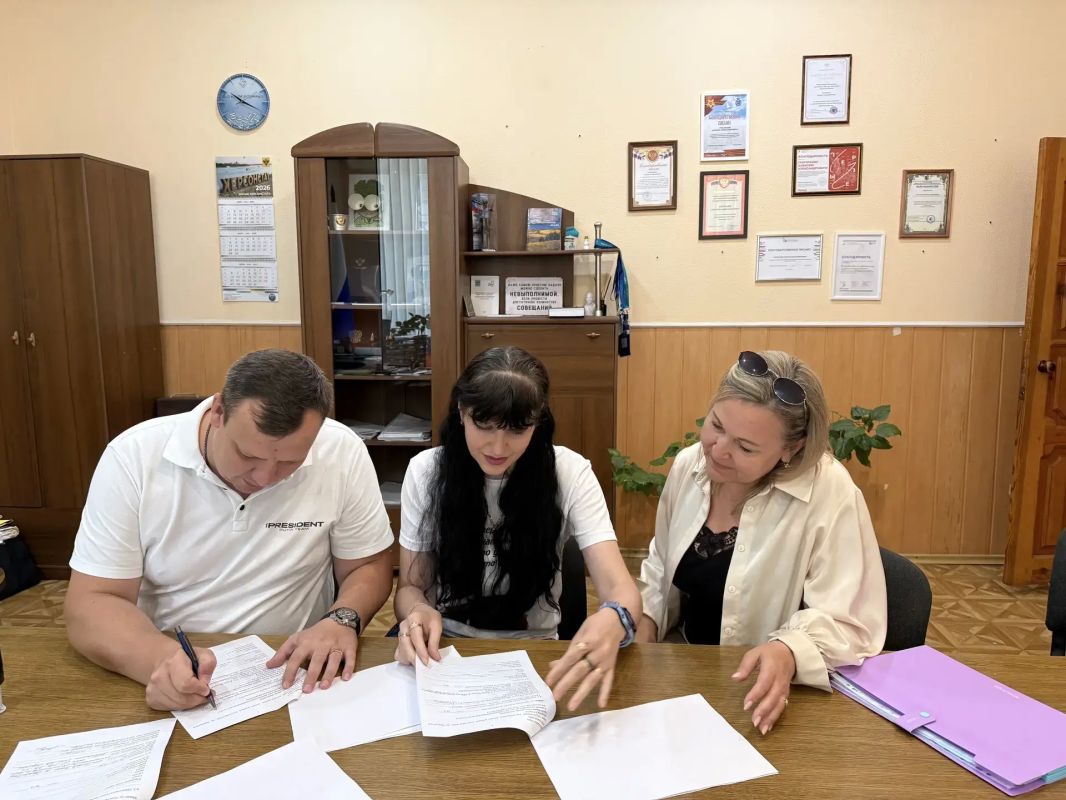 В Херсонскую область прибыл педагог по программе «Земский учитель» В Херсонскую область прибыл педагог по программе «Земский учитель»