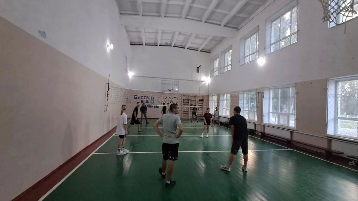 В Тарасовке готовятся к товарищескому матчу по волейболу