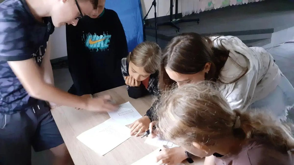 Счастье, солнце, дружба — вот что нужно детям! Развлекательная программа в Скадовском округе Счастье, солнце, дружба — вот что нужно детям! Развлекательная программа в Скадовском округе