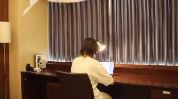 Учёные создали летающего робота-кита, который может стать домашним питомцем