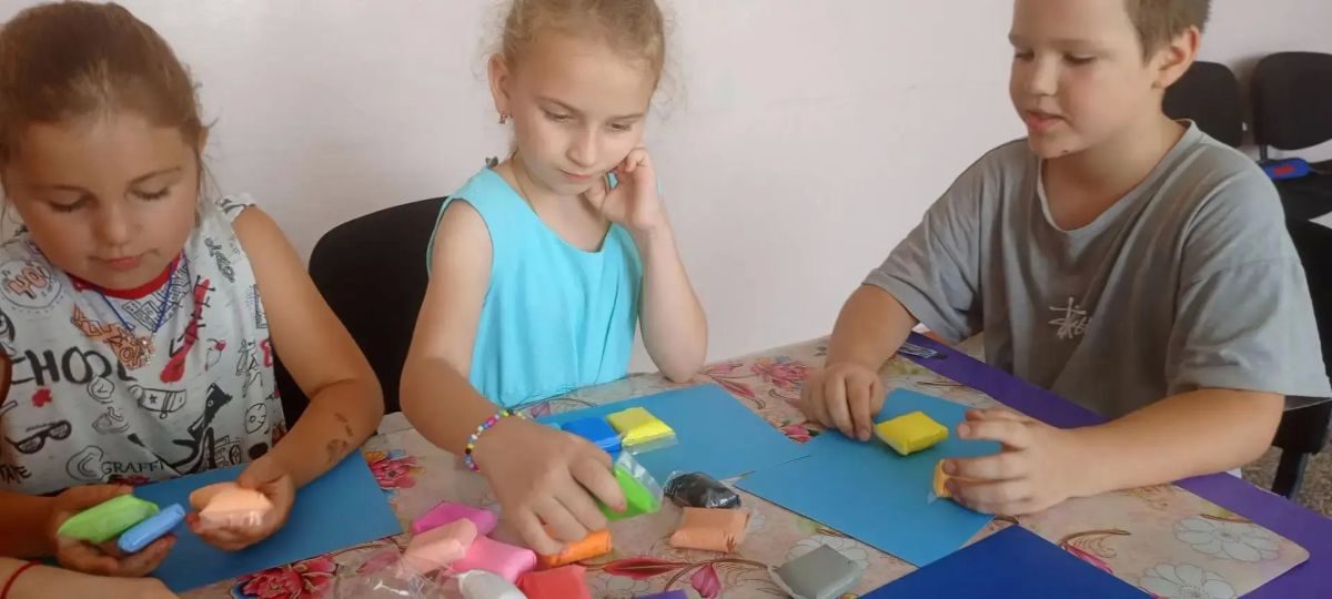 Подводное царство в детской фантазии Подводное царство в детской фантазии