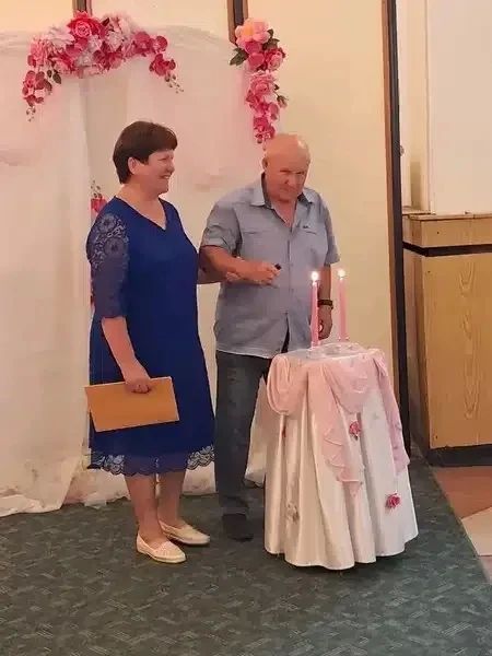 Полвека любви: в Геническом районном отдела ЗАГС поздравили «золотых» юбиляров Исай Полвека любви: в Геническом районном отдела ЗАГС поздравили «золотых» юбиляров Исай