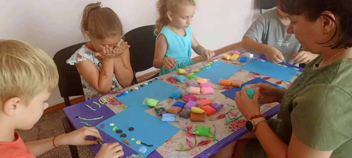 Подводное царство в детской фантазии Подводное царство в детской фантазии
