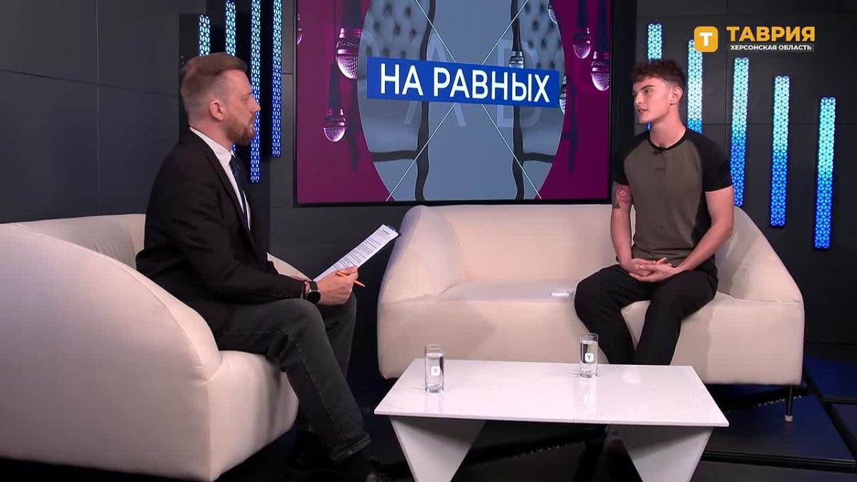 "Не обращаю внимания и делаю свою работу": блогер с 90 тысячами подписчиков рассказал об информационных атаках со стороны Украины