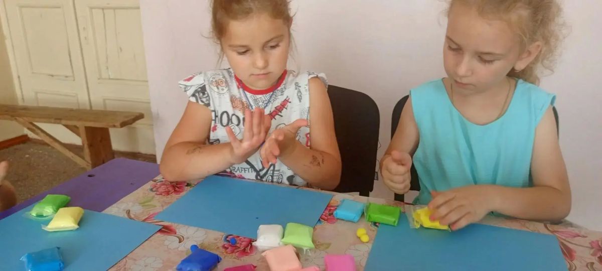Подводное царство в детской фантазии Подводное царство в детской фантазии