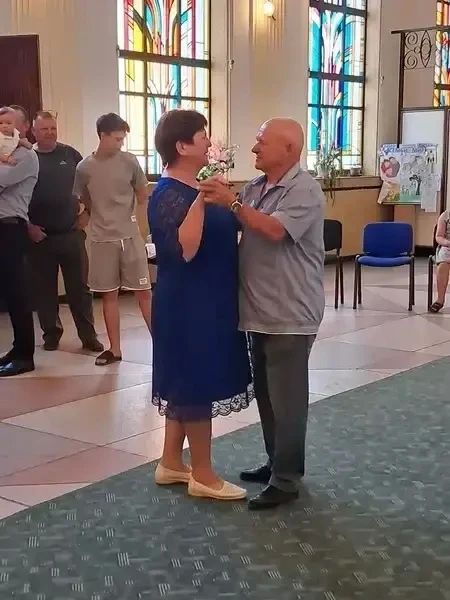 Полвека любви: в Геническом районном отдела ЗАГС поздравили «золотых» юбиляров Исай Полвека любви: в Геническом районном отдела ЗАГС поздравили «золотых» юбиляров Исай