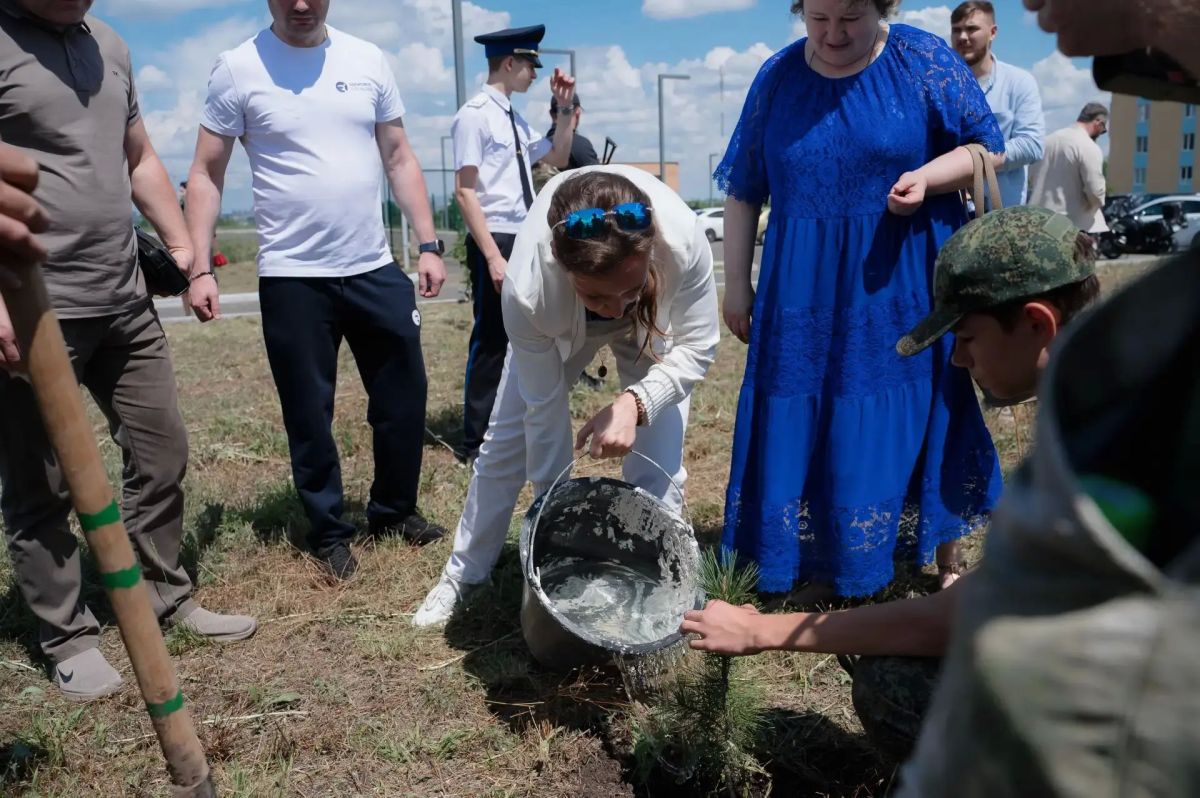 Анна Кузнецова: В Донецке посадили Благовещенский сад и выбрали место для строительства часовни и помогли жителям Константиновки Анна Кузнецова: В Донецке посадили Благовещенский сад и выбрали место для строительства часовни и помогли жителям Константиновки